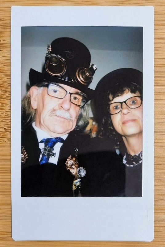 20230107_084434 Steampunk - Zeitreisende Zu den Steampunk-Bildern