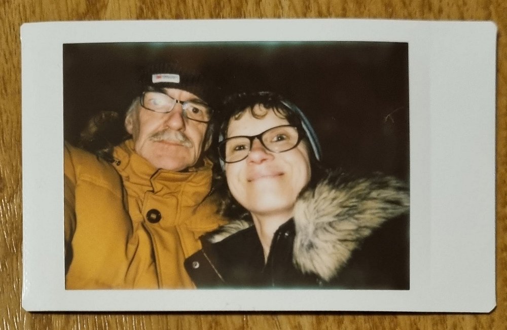 Instax-Wir-1-2-2023 Im Winter ist es kalt.