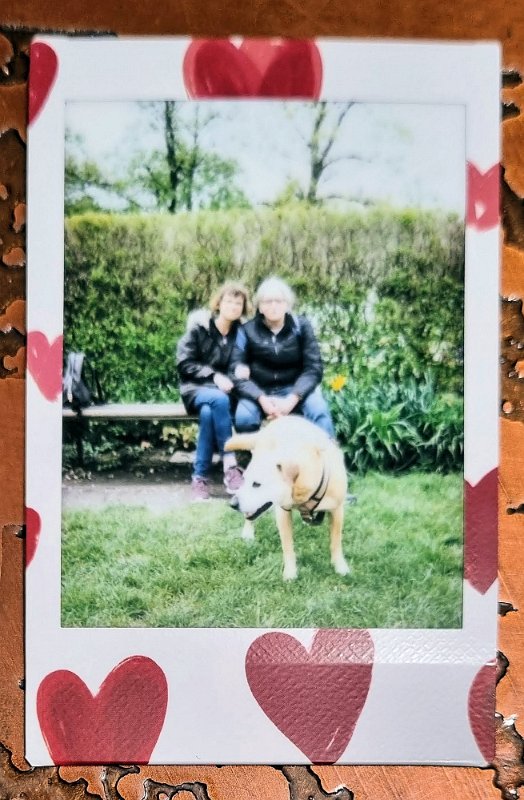 instax Urlaub 2023 (15) Rosenheim, kleine Pause