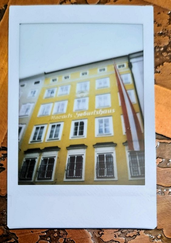 instax Urlaub 2023 (30) Mozarts Geburtshaus, Salzburg