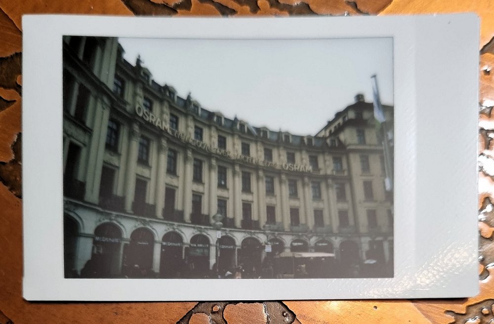 instax Urlaub 2023 (40) Stachus München