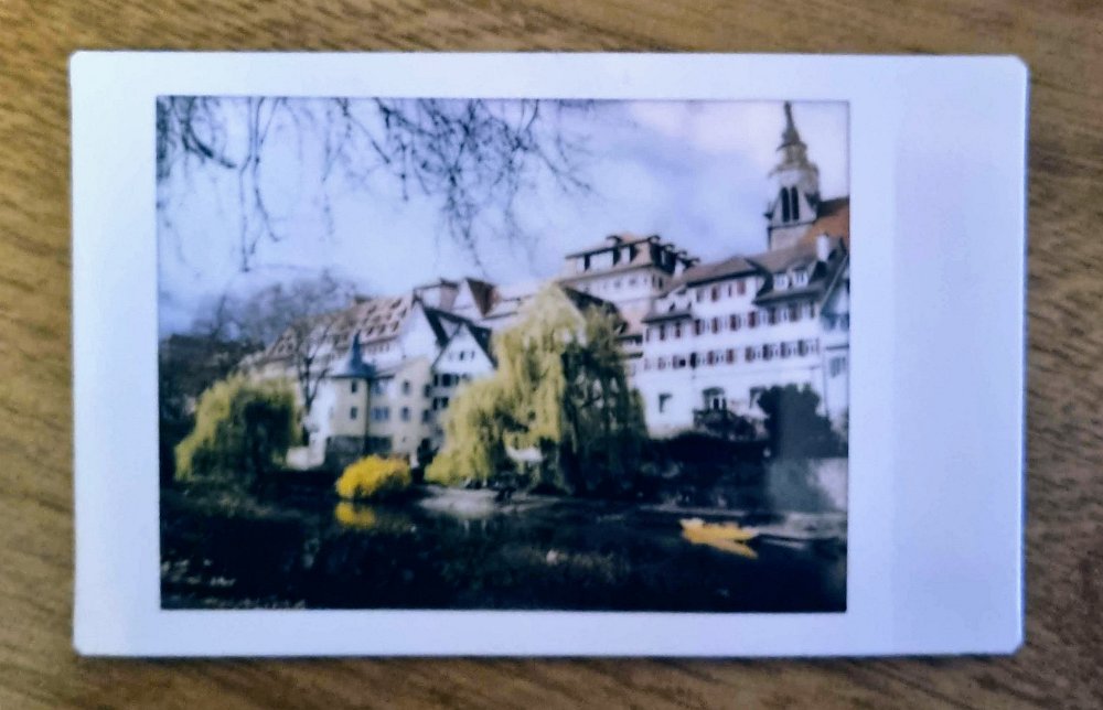 instax-tuebingen-2-2023-3-26 Am Neckar in Tübingen